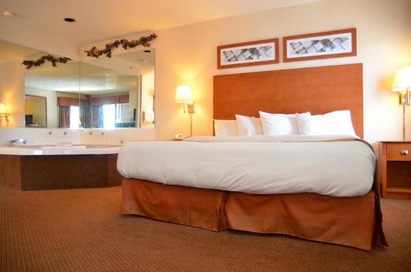 Baymont By Wyndham Port Huron Exterior foto